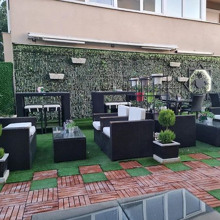 Hotel Tri "O" Topola מראה חיצוני תמונה