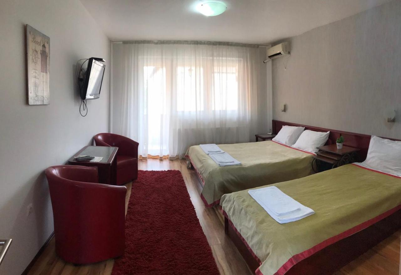 Hotel Tri "O" Topola מראה חיצוני תמונה