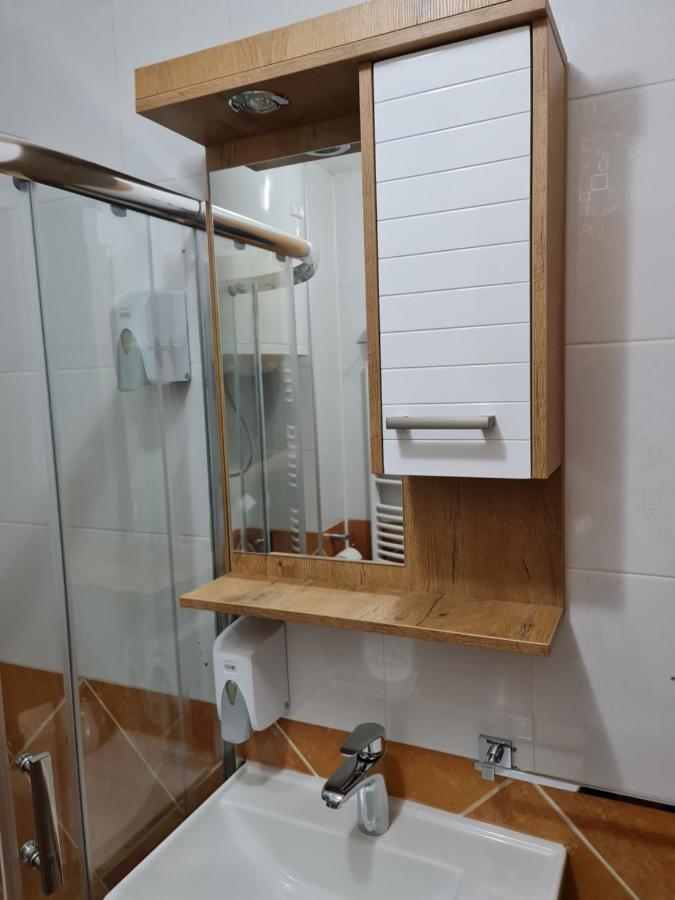 Hotel Tri "O" Topola מראה חיצוני תמונה