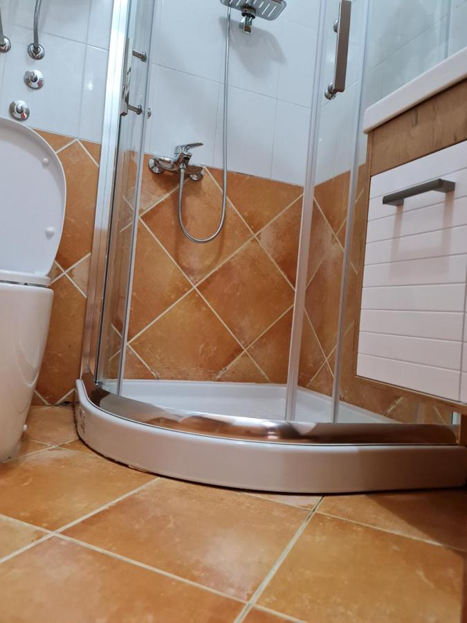 Hotel Tri "O" Topola מראה חיצוני תמונה